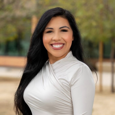 Connie Marmolejo Headshot